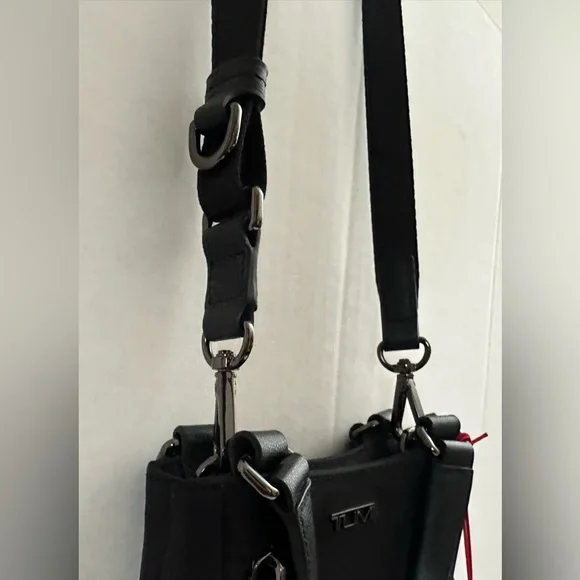 NWT - TUMI Voyageur VALETTA North South Crossbody Bag with Gunmetal Hardware - Picture 5 of 14